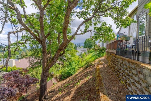 2737 Fillmore Av NW, Salem, OR 97304