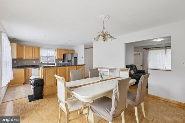 76 HIGHLAND BLVD, Keansburg, NJ 07734