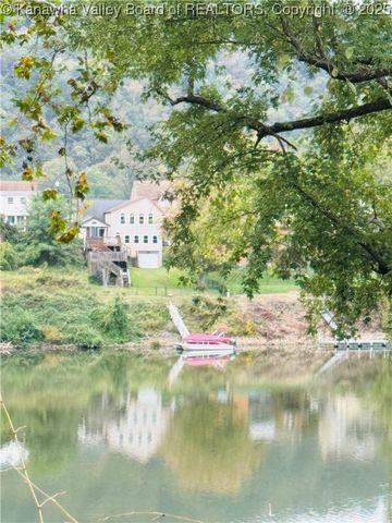 109 Georges Drive, Malden, WV 25306