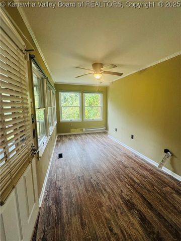 109 Georges Drive, Malden, WV 25306