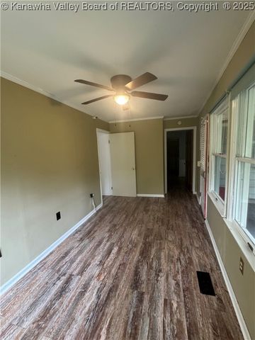 109 Georges Drive, Malden, WV 25306