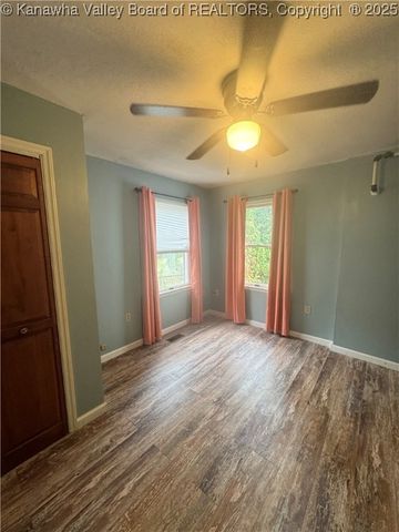 109 Georges Drive, Malden, WV 25306