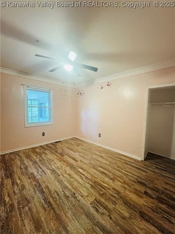 109 Georges Drive, Malden, WV 25306