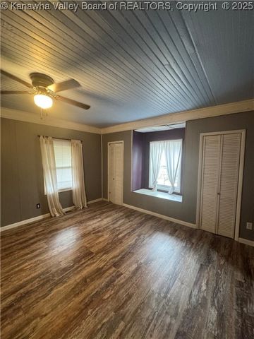 109 Georges Drive, Malden, WV 25306