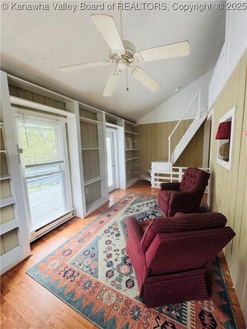 109 Georges Drive, Malden, WV 25306