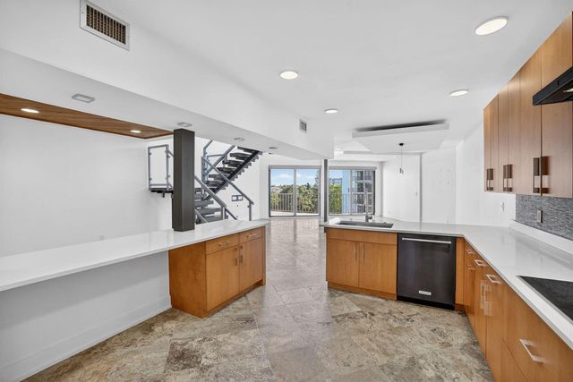1035 S Federal Highway 402, Delray Beach, FL 33483