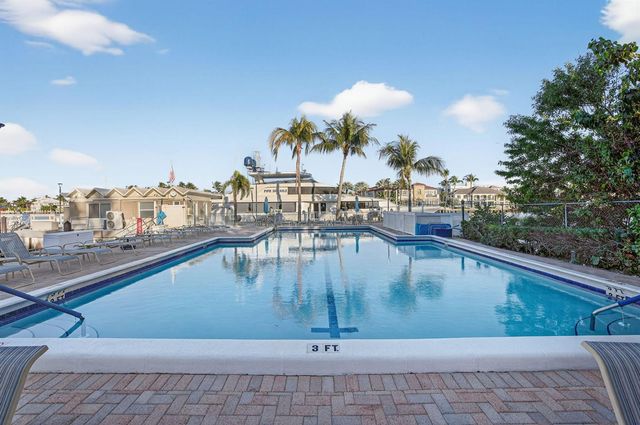 1035 S Federal Highway 402, Delray Beach, FL 33483