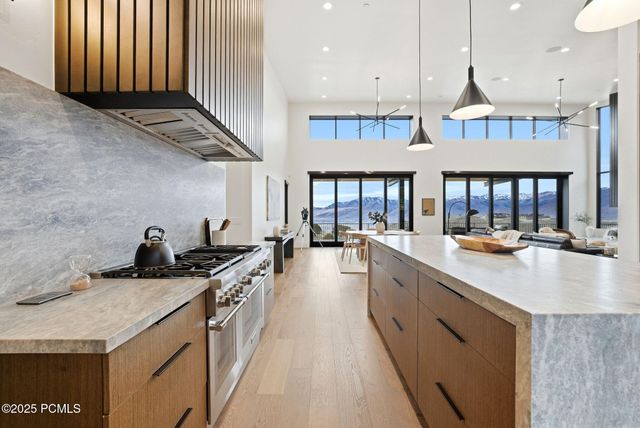 2394 E La Sal Peak Drive, Heber City, UT 84032