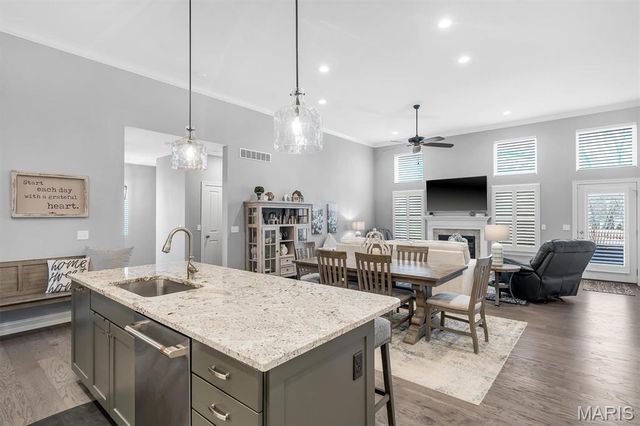 756 Alexander Mark Way, Manchester, MO 63021