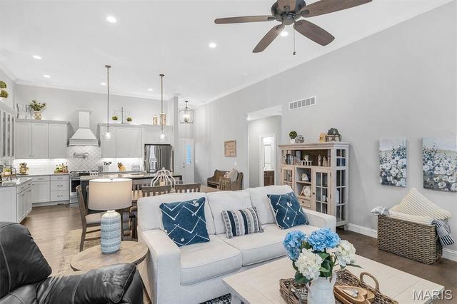 756 Alexander Mark Way, Manchester, MO 63021