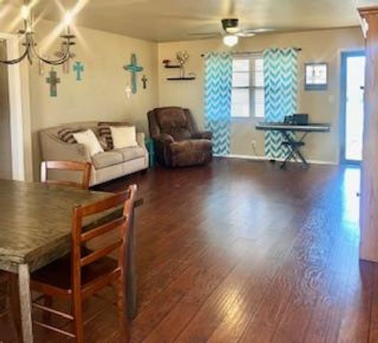 335 W Cedar Drive, Mustang, OK 73064