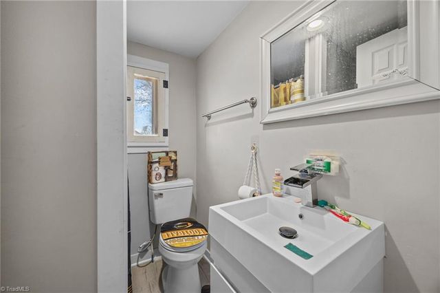 112 Briggs Place A & B, High Point, NC 27262