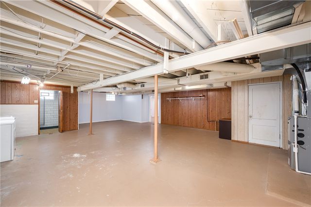 686 Christy, Hermitage, PA 16148