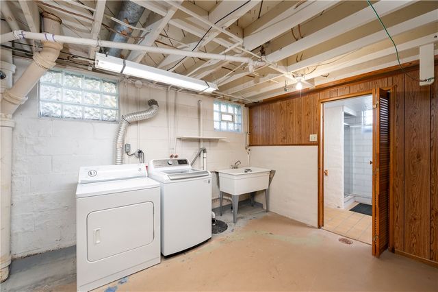 686 Christy, Hermitage, PA 16148