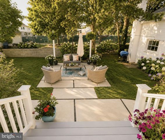 22 W OAK ST W, Millville, NJ 08332