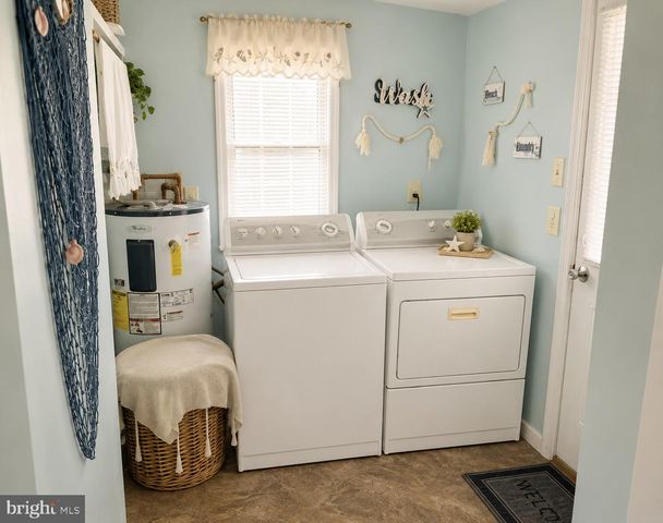 22 W OAK ST W, Millville, NJ 08332