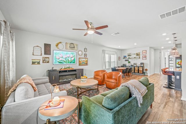 25826 Marigold Oaks, Boerne, TX 78006