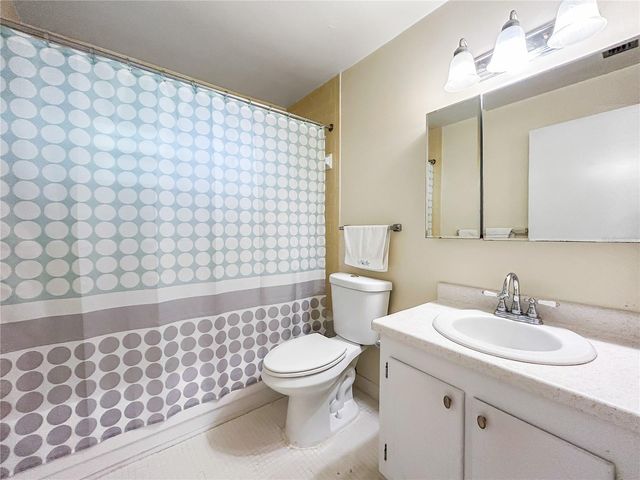 1706 BELLEAIR FOREST DRIVE 252, Belleair, FL 33756