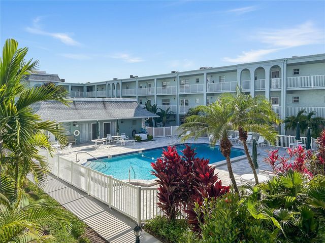 1706 BELLEAIR FOREST DRIVE 252, Belleair, FL 33756