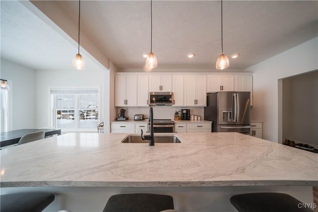 3417 Tall Tree Lane, Lysander, NY 13027