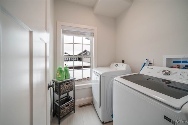 3417 Tall Tree Lane, Lysander, NY 13027