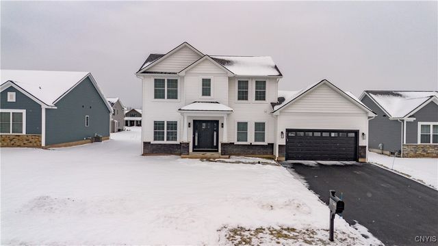 3417 Tall Tree Lane, Lysander, NY 13027