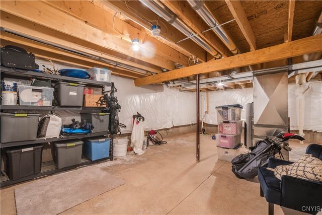 3417 Tall Tree Lane, Lysander, NY 13027