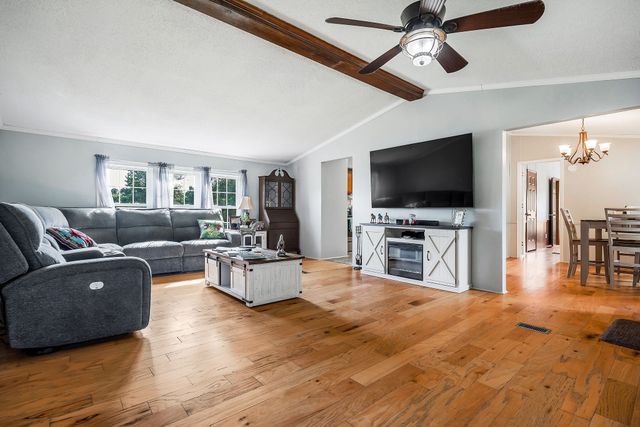 227 Bar Rd, Baxter, TN 38544