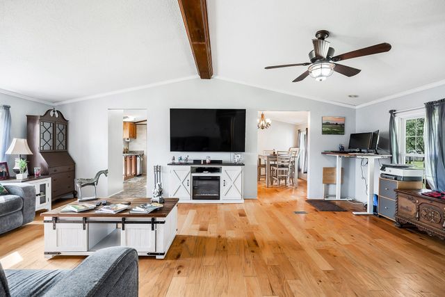 227 Bar Rd, Baxter, TN 38544