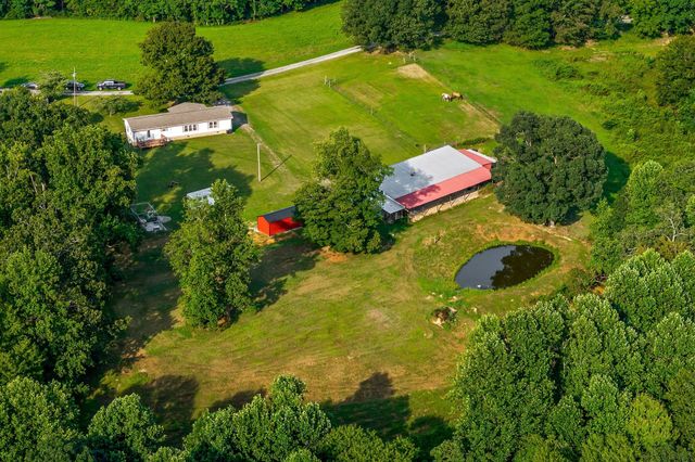 227 Bar Rd, Baxter, TN 38544