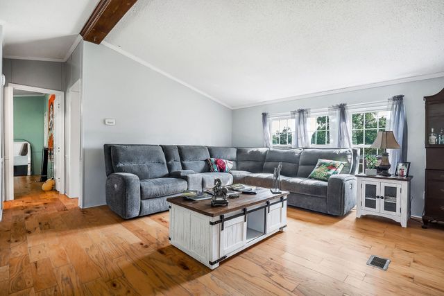 227 Bar Rd, Baxter, TN 38544