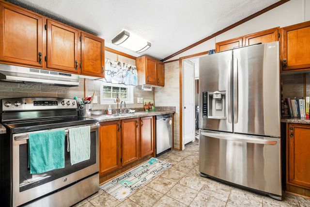 227 Bar Rd, Baxter, TN 38544