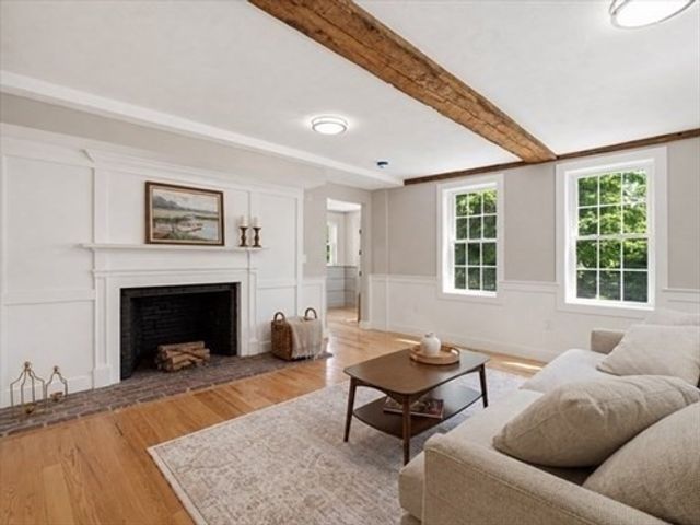 164 Main Street B, Westford, MA 01886