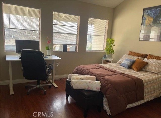 404 Brighton Springs, Costa Mesa, CA 92627