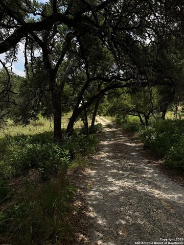 3520 & 3524 Comal Spgs, Canyon Lake, TX 78133