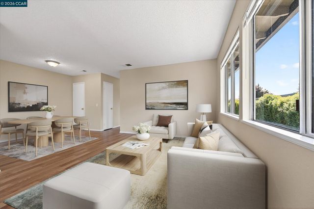 1065 Mohr Ln D, Concord, CA 94518