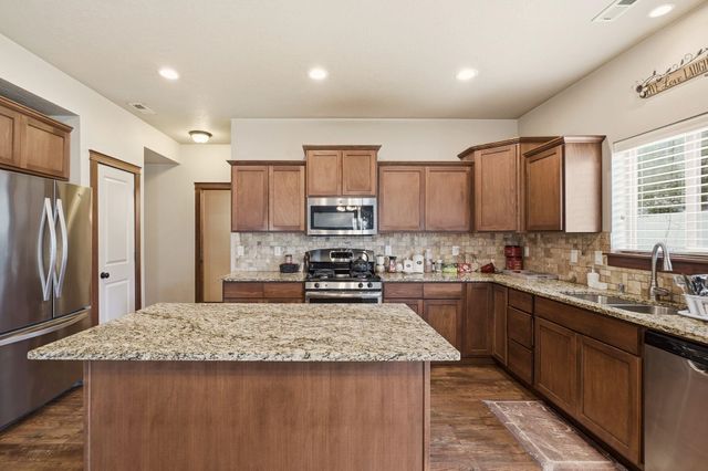 1517 N McKenzie River St, Spokane, WA 99224