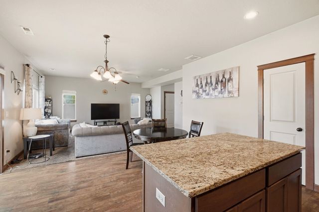 1517 N McKenzie River St, Spokane, WA 99224