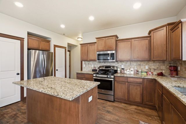 1517 N McKenzie River St, Spokane, WA 99224