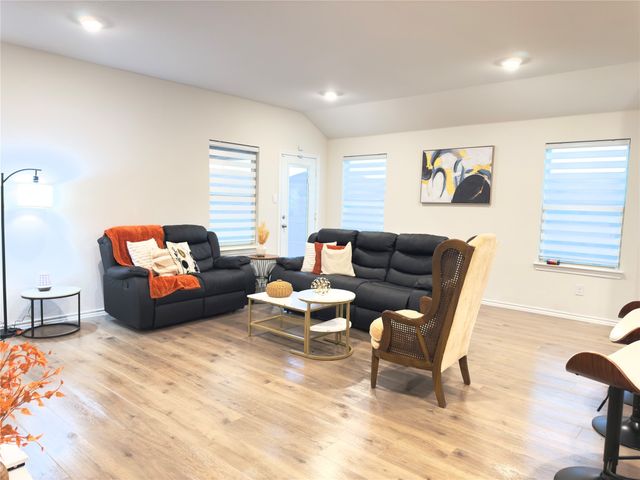 500 Willow Street, Caddo Mills, TX 75135