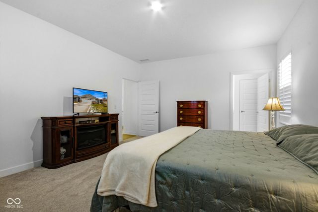 19319 Boulder Brook Lane, Westfield, IN 46074