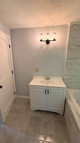 36 Spruce, Middleboro, MA 02344