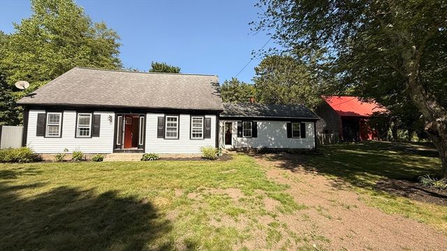 36 Spruce, Middleboro, MA 02344
