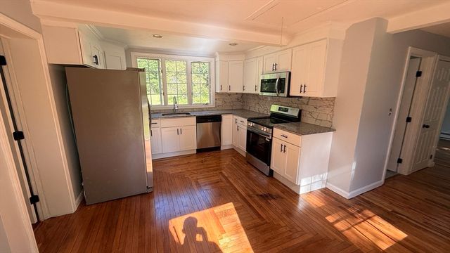 36 Spruce, Middleboro, MA 02344