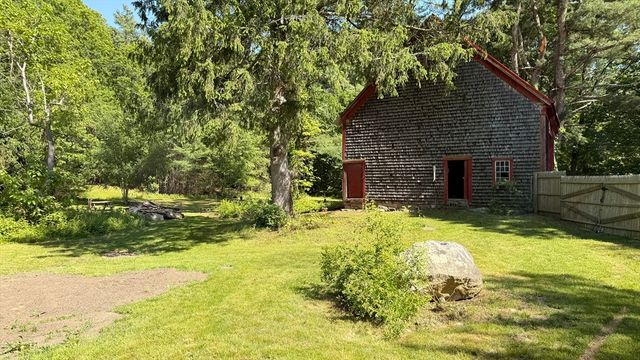 36 Spruce, Middleboro, MA 02344