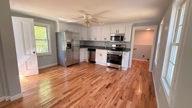 36 Spruce, Middleboro, MA 02344