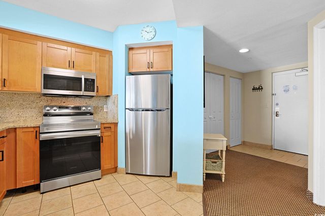 2100 Sea Mountain Hwy Unit 326, North Myrtle Beach, SC 29582