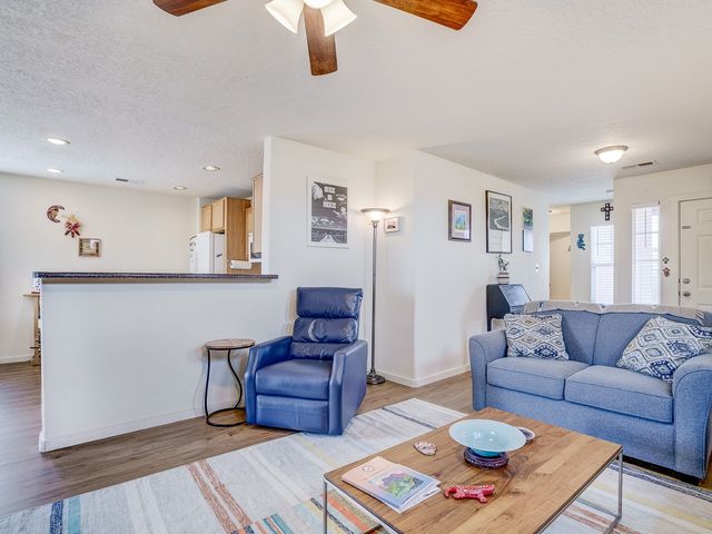 15 Via Sagrada, Santa Fe, NM 87508