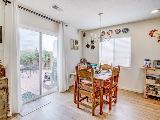 15 Via Sagrada, Santa Fe, NM 87508