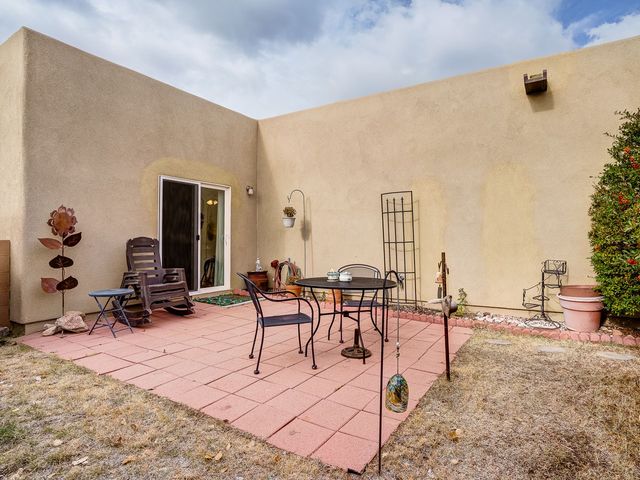 15 Via Sagrada, Santa Fe, NM 87508